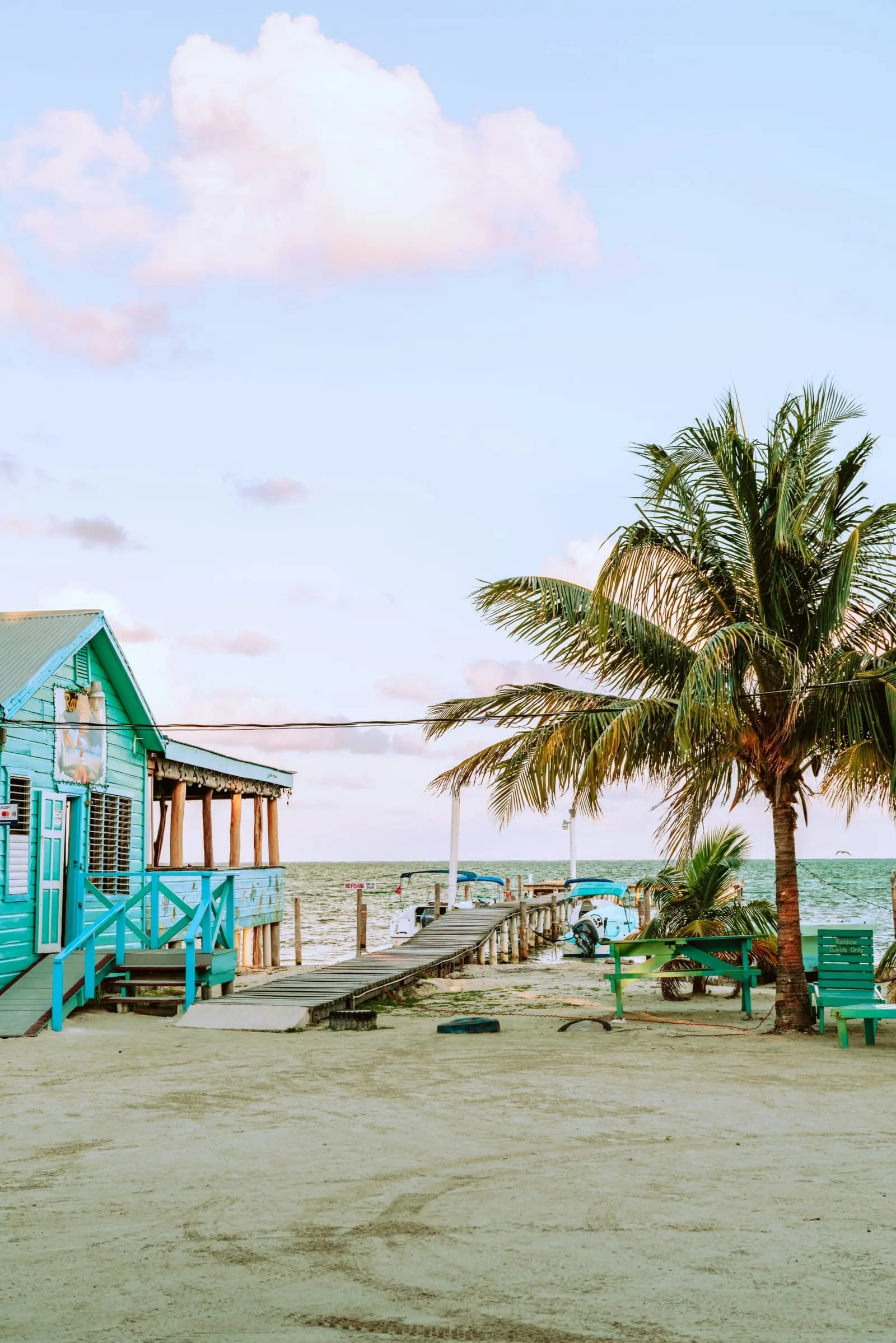 Flores (Guatemala) to Caye Caulker (Belize)